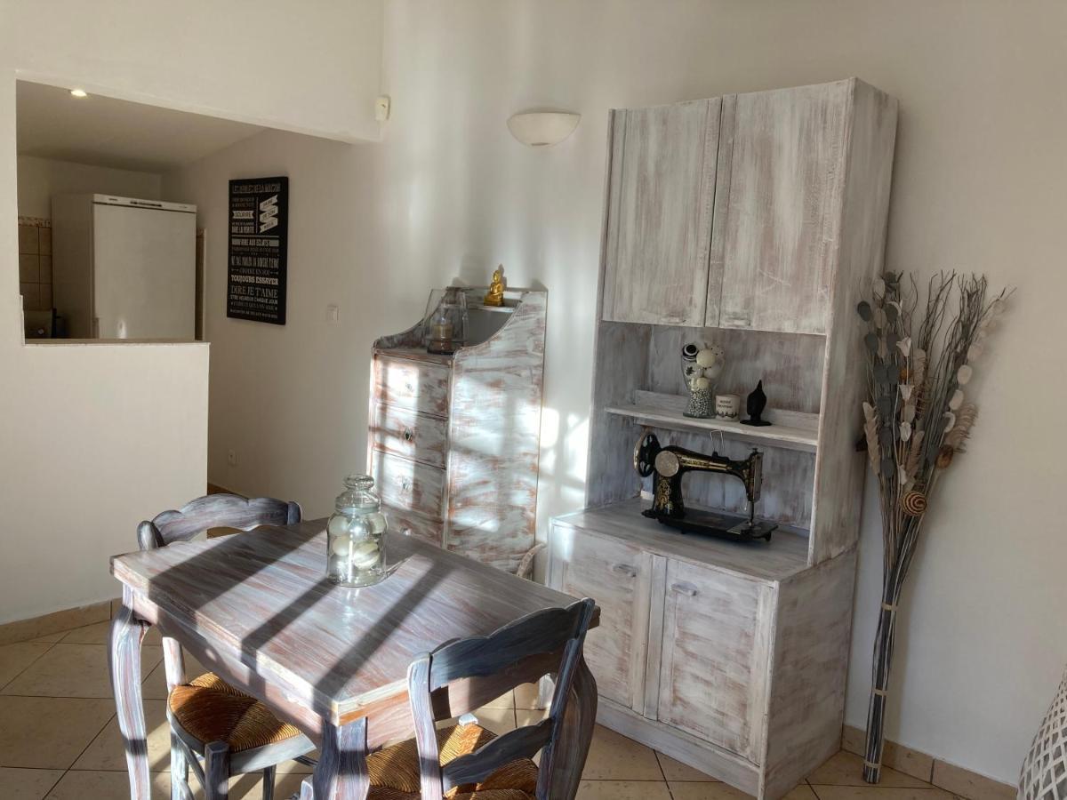 Gîte Encore Un Soir Hyères Extérieur photo